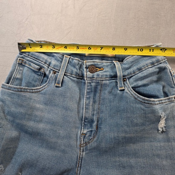 Levi's 721 High Rise Skinny Jeans Light Wash Distressed Raw Hem 26 (2) Womens - Picture 7 of 11